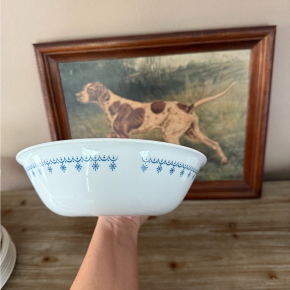 Corelle Snowflake Serving Bowl - Picture 6 of 8